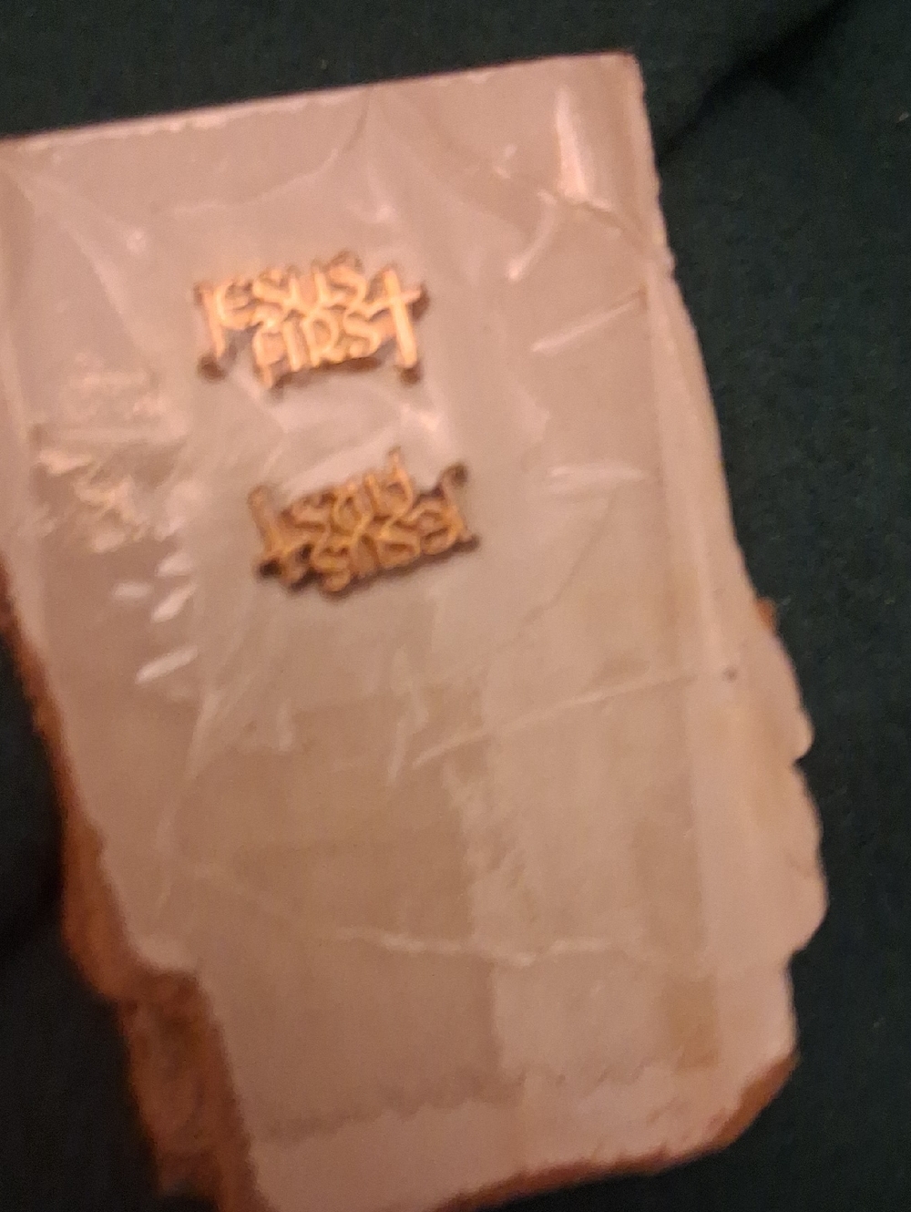 Stories Gold Script 'Jesus First' Stud pins 2